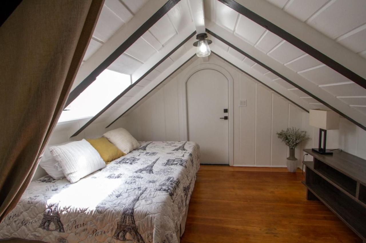 Dreamy Farmhouse In Studio City ลอสแอนเจลิส ภายนอก รูปภาพ