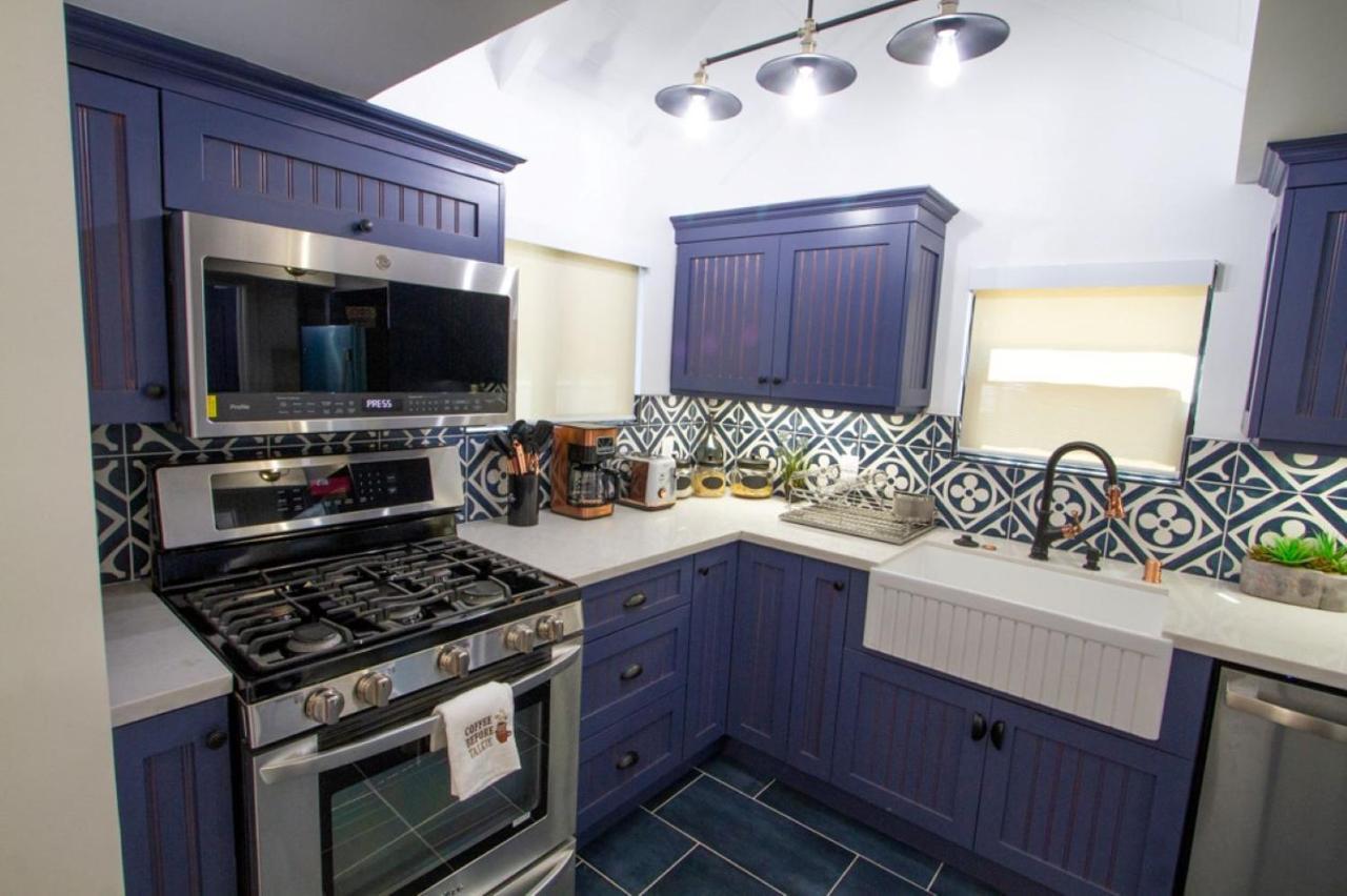 Dreamy Farmhouse In Studio City ลอสแอนเจลิส ภายนอก รูปภาพ